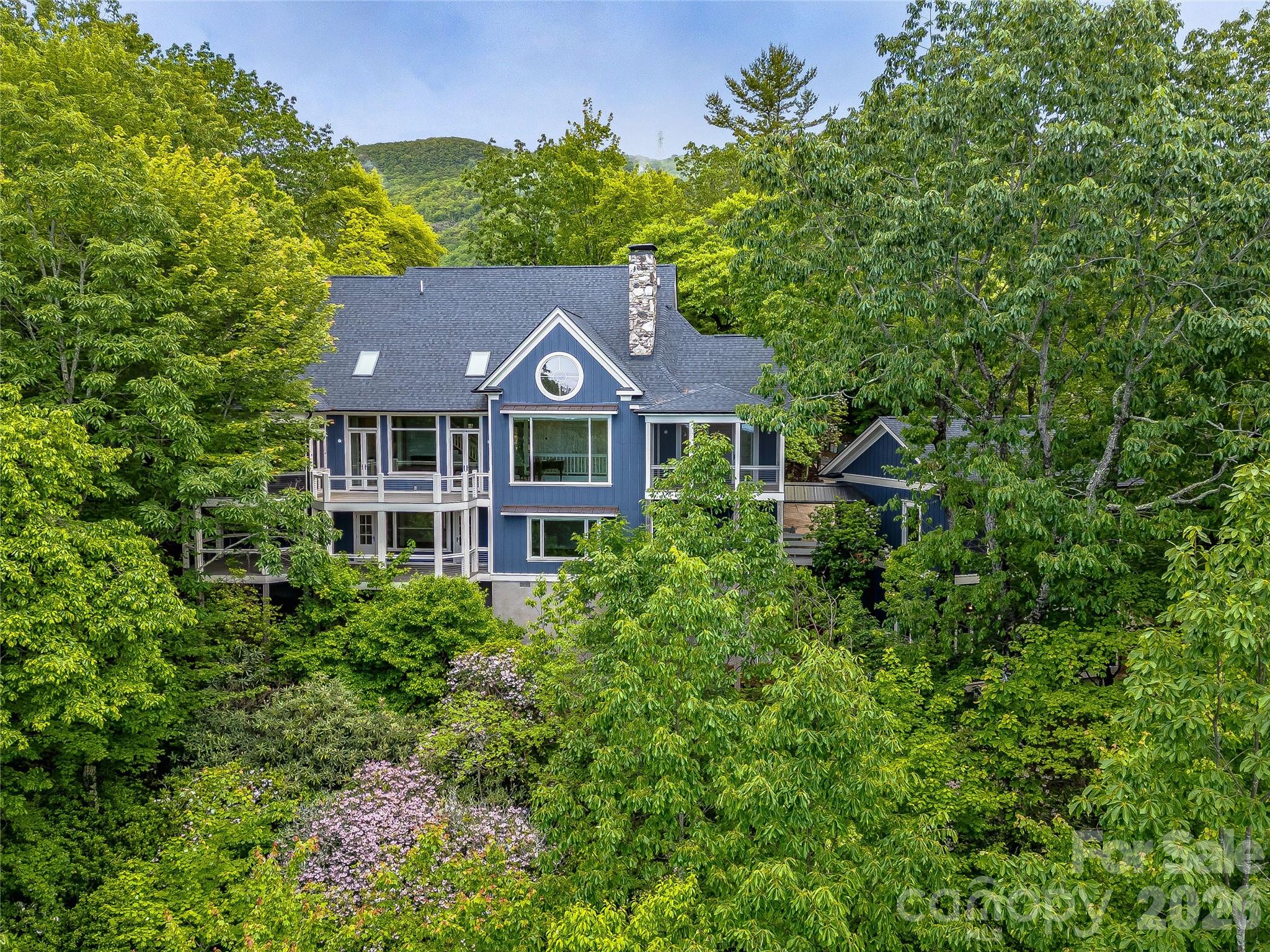 251 Toxaway Court Lake Toxaway NC 28747