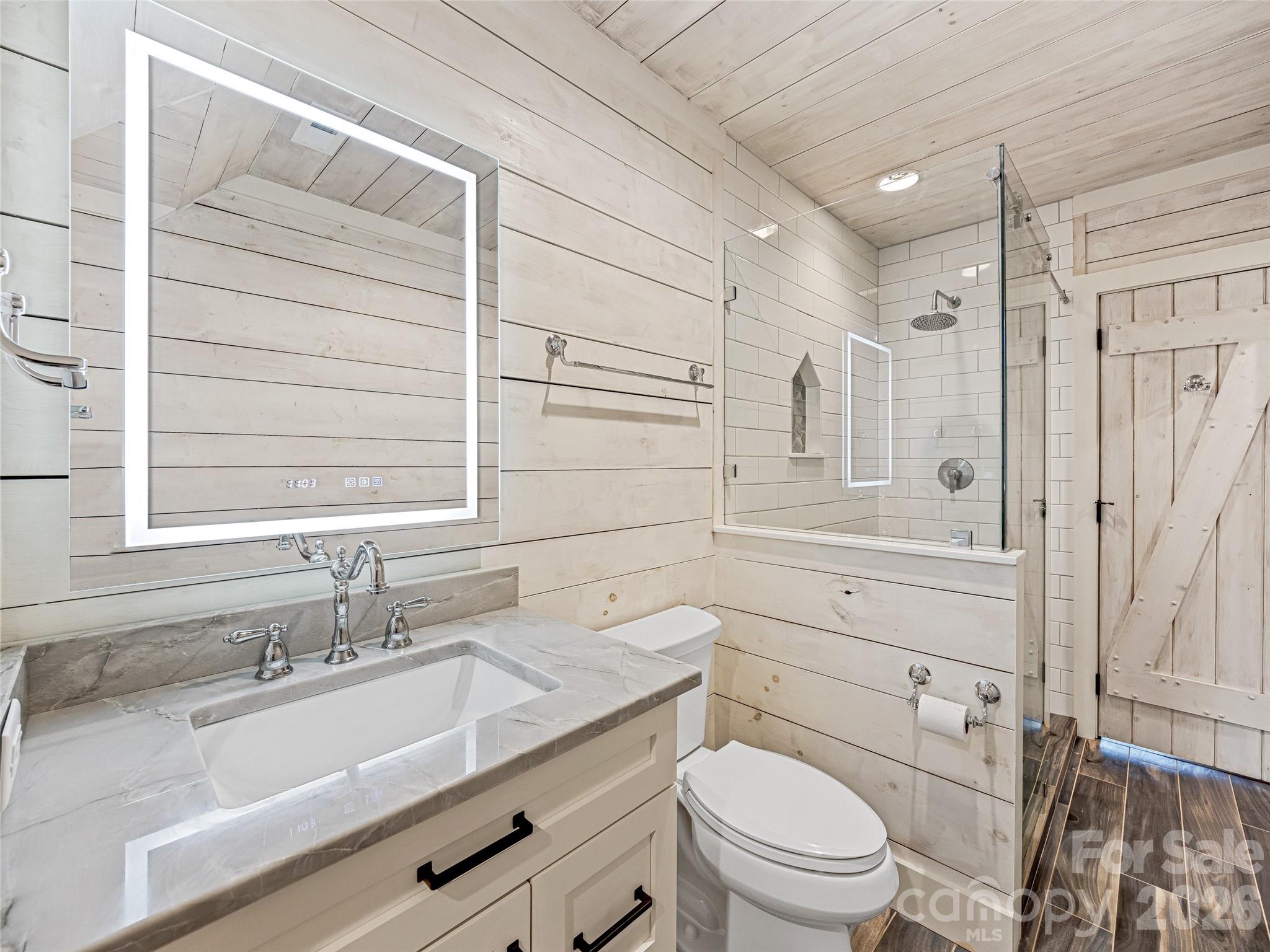 251 Toxaway Court Lake Toxaway NC 28747