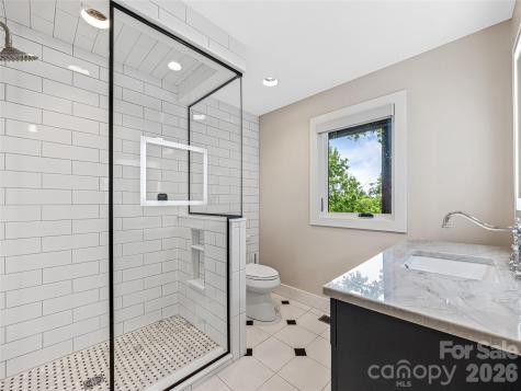 251 Toxaway Court Lake Toxaway NC 28747