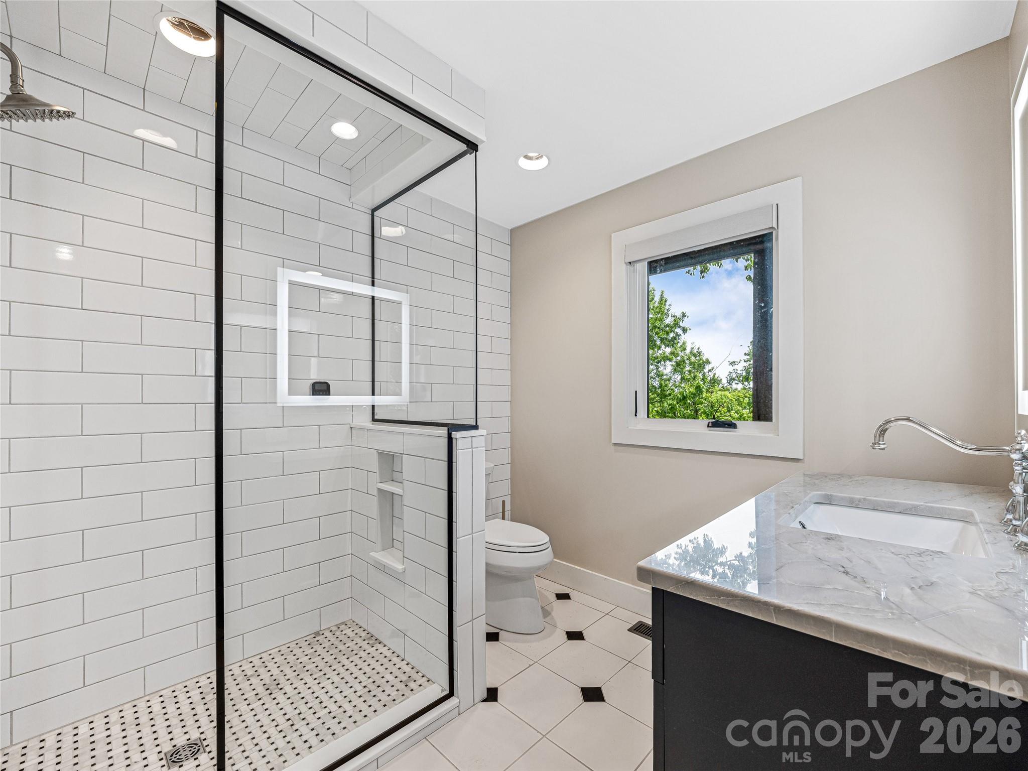 251 Toxaway Court Lake Toxaway NC 28747