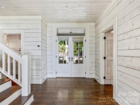 251 Toxaway Court Lake Toxaway NC 28747