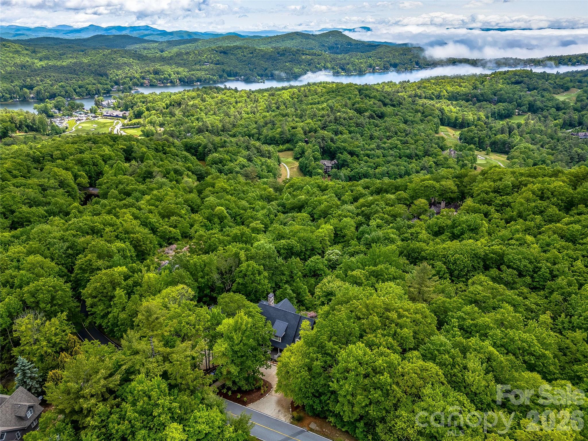 251 Toxaway Court Lake Toxaway NC 28747