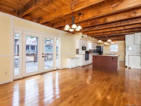 141 Bell Road Asheville NC 28805