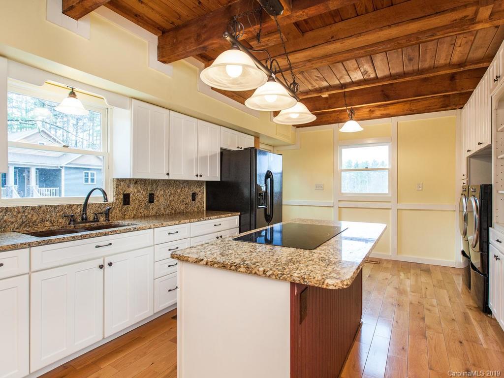 141 Bell Road Asheville NC 28805