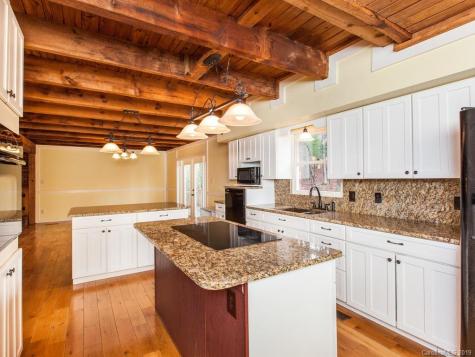 141 Bell Road Asheville NC 28805
