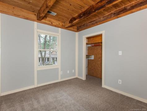141 Bell Road Asheville NC 28805