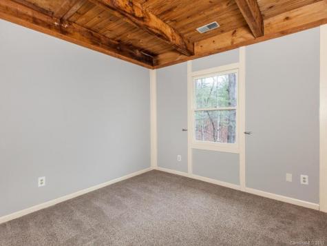 141 Bell Road Asheville NC 28805