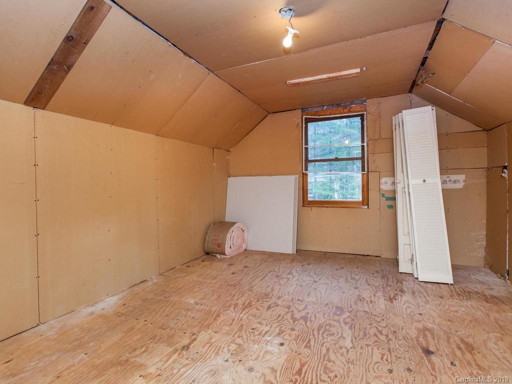 141 Bell Road Asheville NC 28805