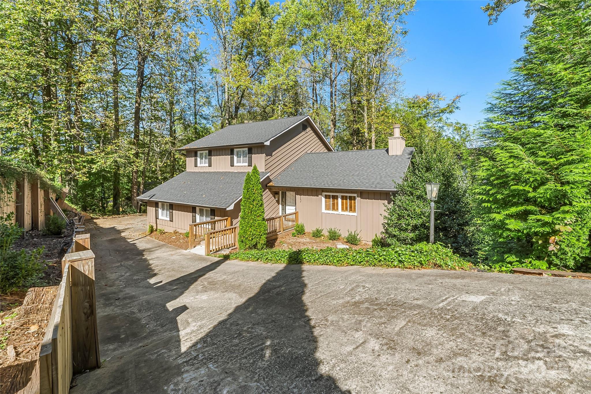 212 Riverside Drive Morganton NC 28655