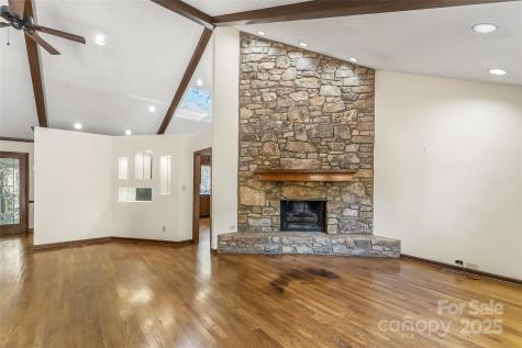 212 Riverside Drive Morganton NC 28655