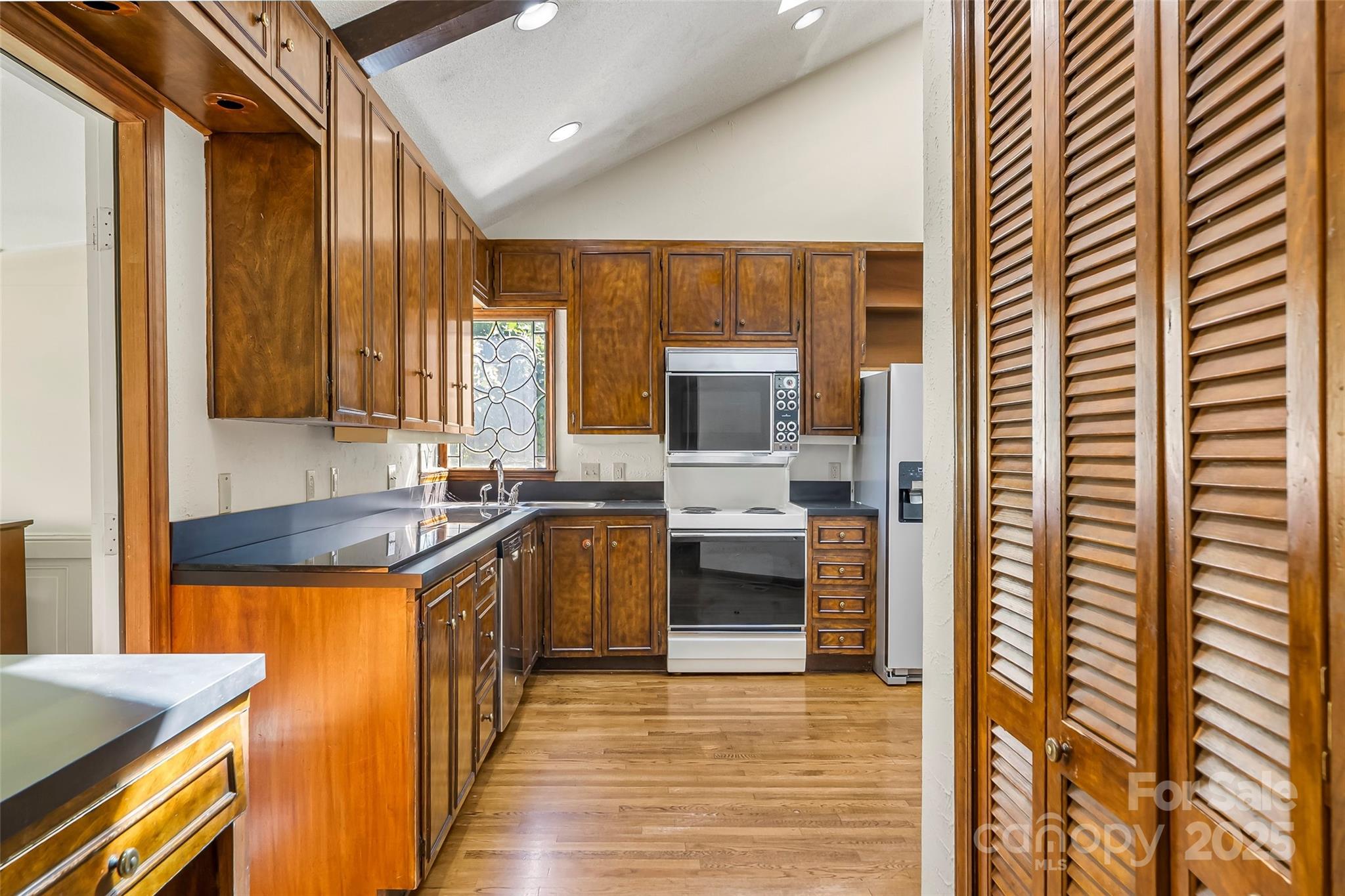 212 Riverside Drive Morganton NC 28655