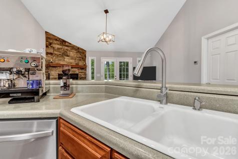 283 Blake Drive Canton NC 28716
