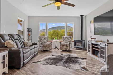 204 Mountain Spring Lane Canton NC 28716