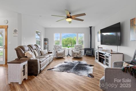 204 Mountain Spring Lane Canton NC 28716