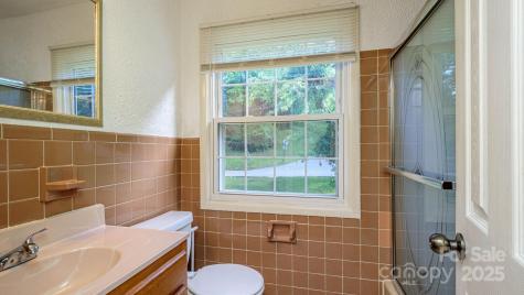 51 Bell Road Asheville NC 28805