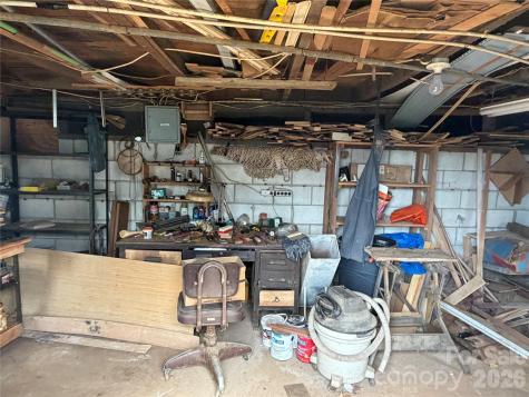 72 Alexander Road Weaverville NC 28787