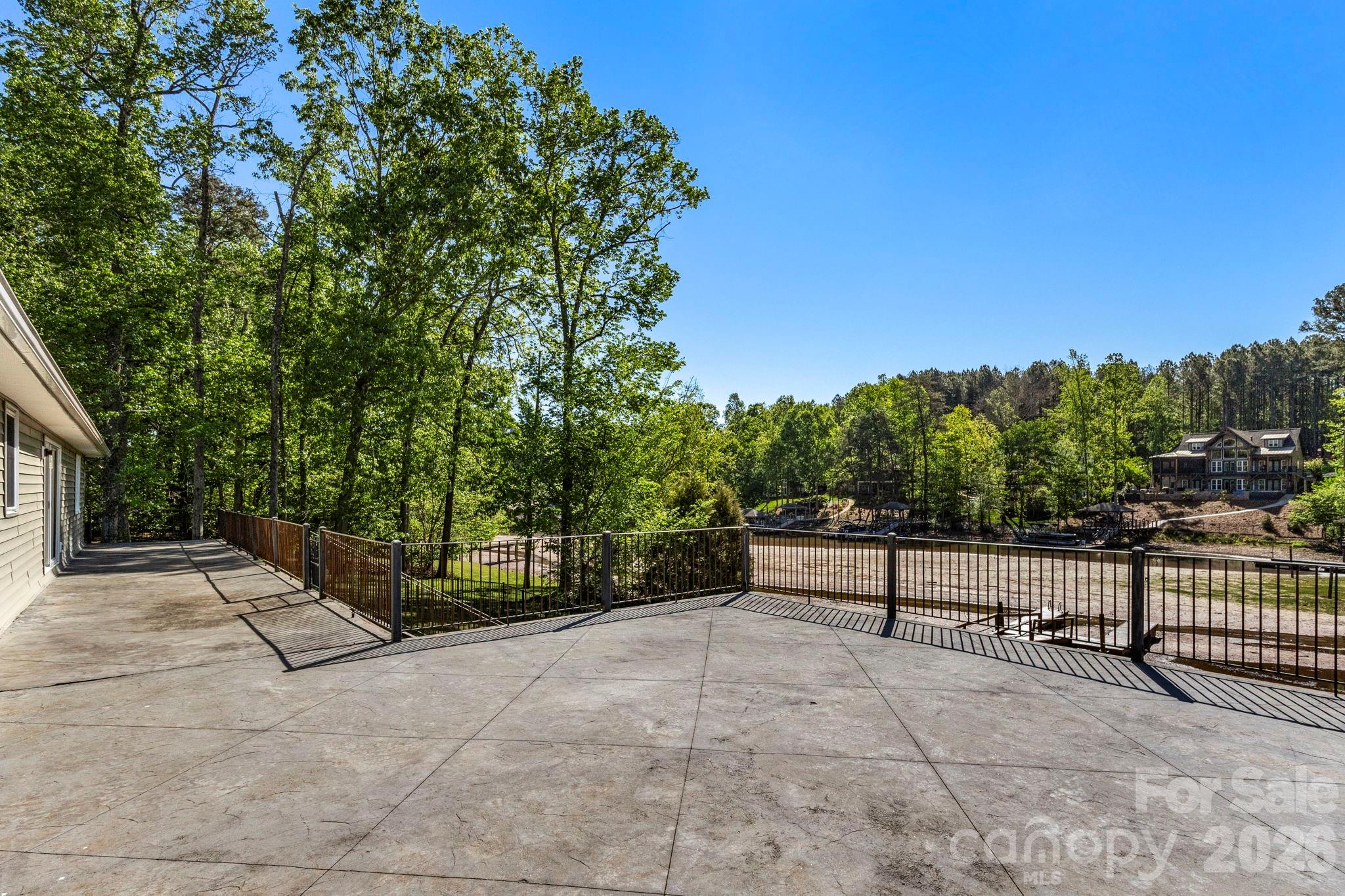 6691 Love Point Road Denver NC 28037