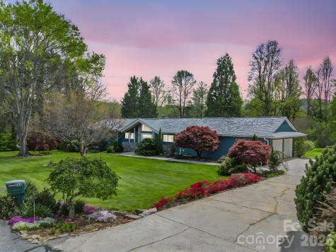 200 Conde Place Hendersonville NC 28739