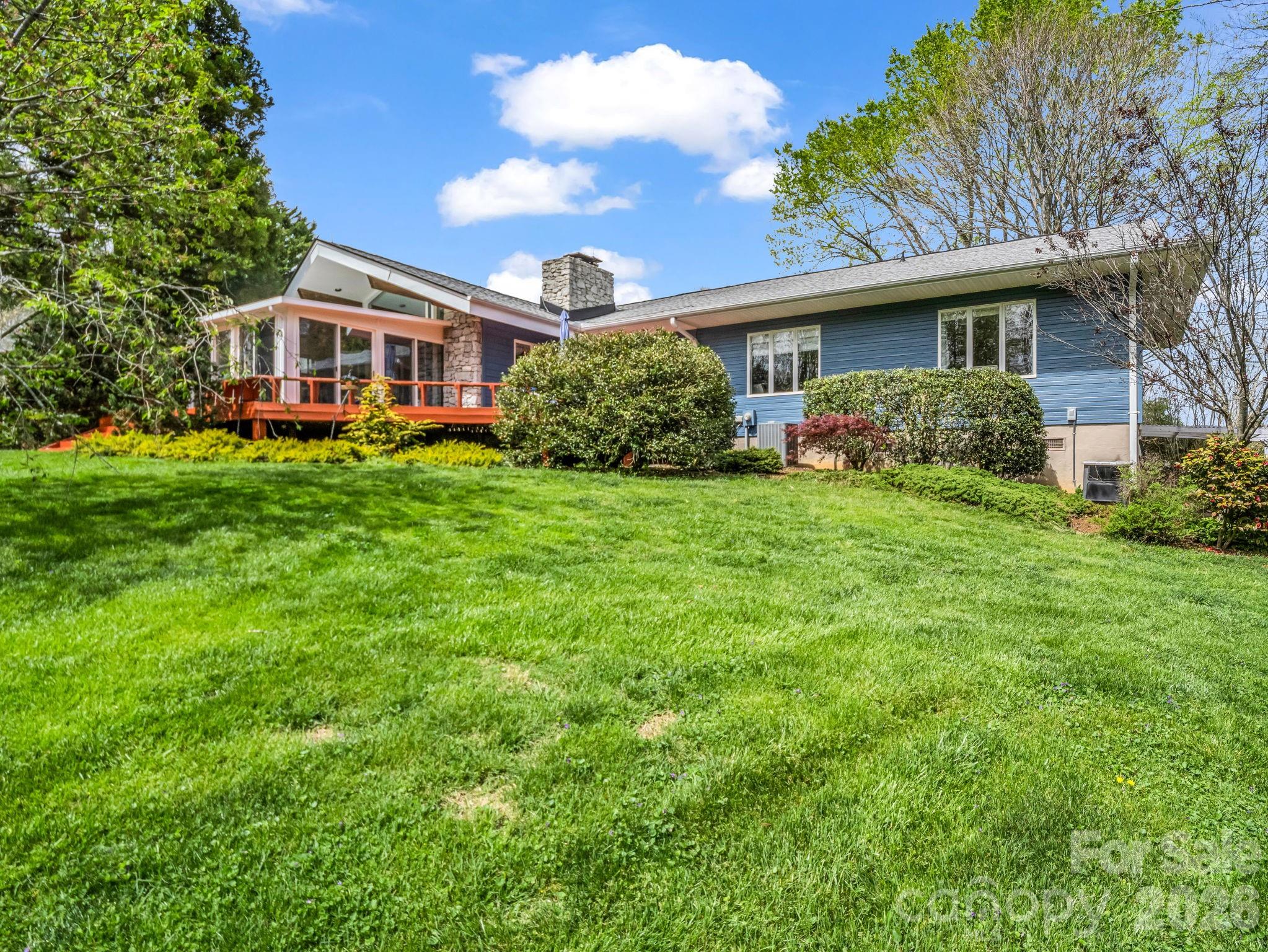 200 Conde Place Hendersonville NC 28739