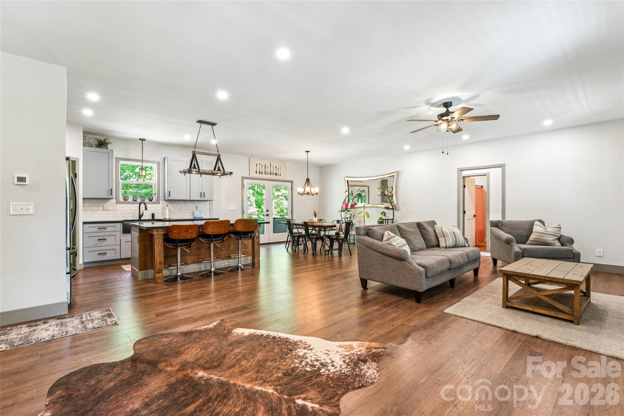 305 Robinson Avenue Mount Holly NC 28120