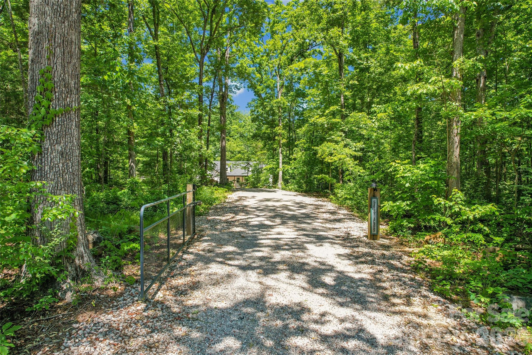 305 Robinson Avenue Mount Holly NC 28120