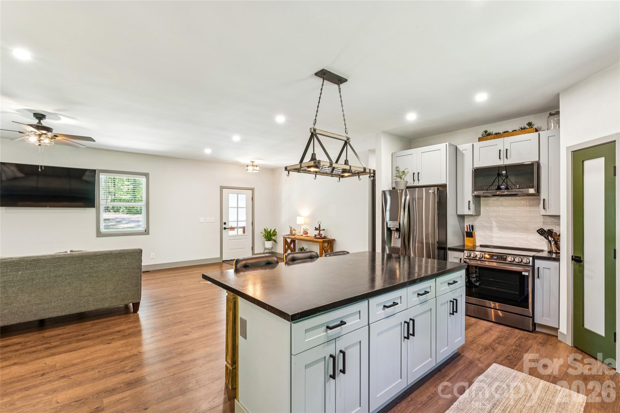 305 Robinson Avenue Mount Holly NC 28120