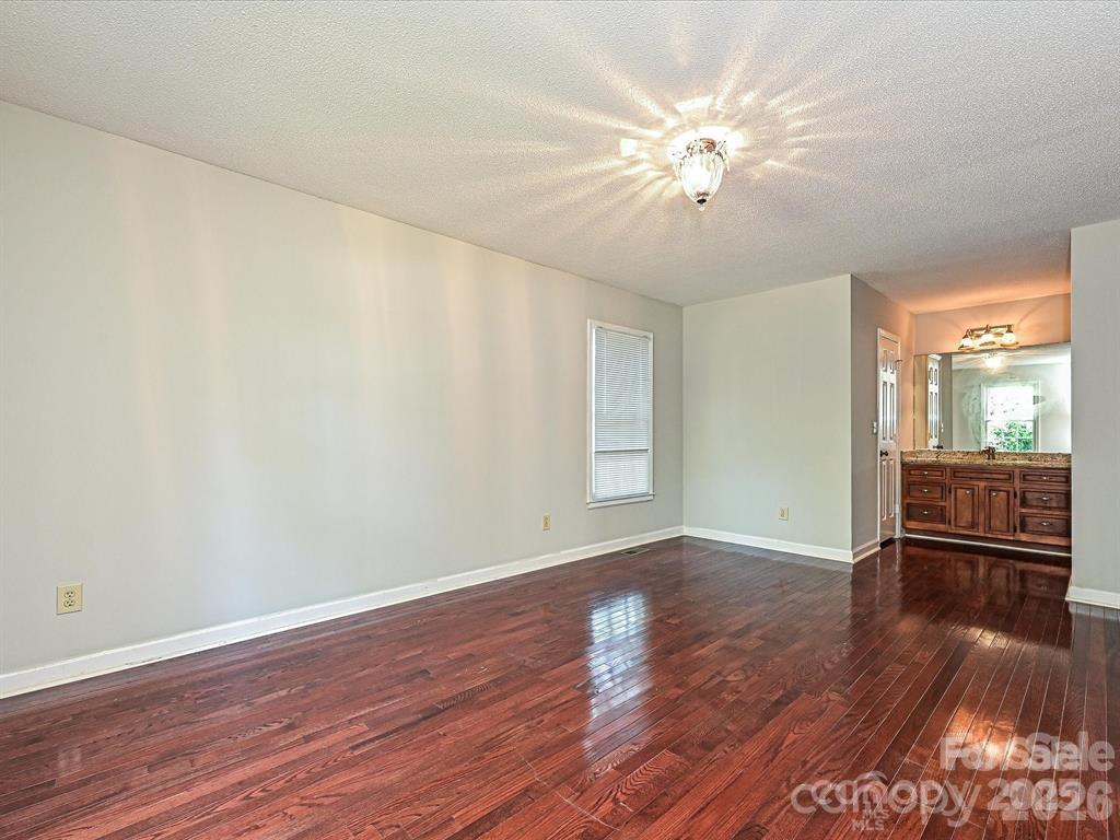 6737 Harrison Road Charlotte NC 28270