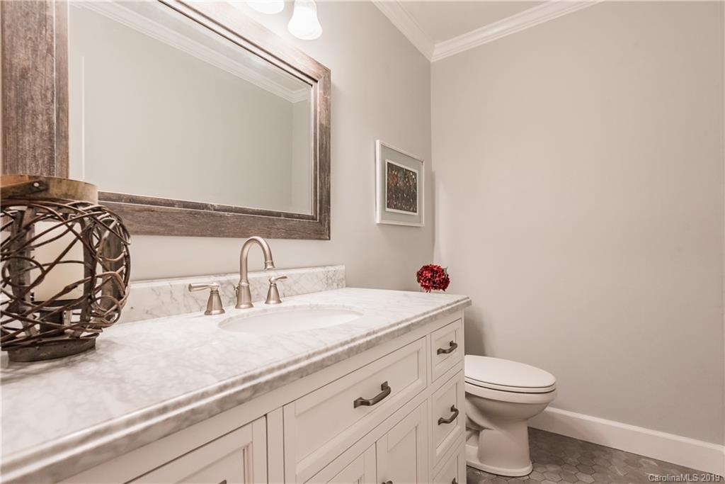2320 Hopecrest Drive Charlotte NC 28210