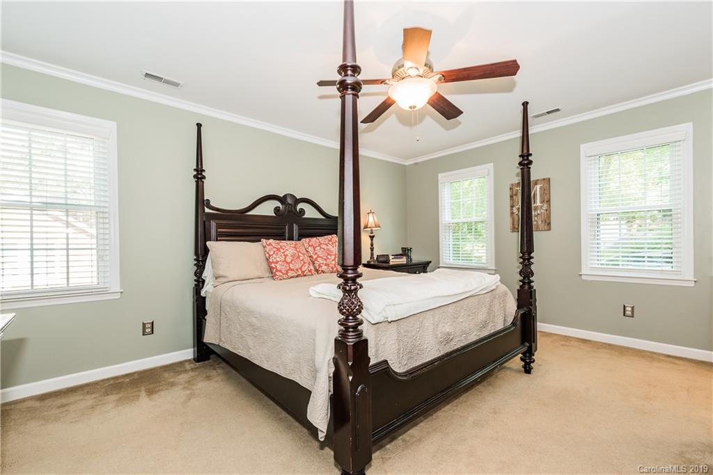 2320 Hopecrest Drive Charlotte NC 28210