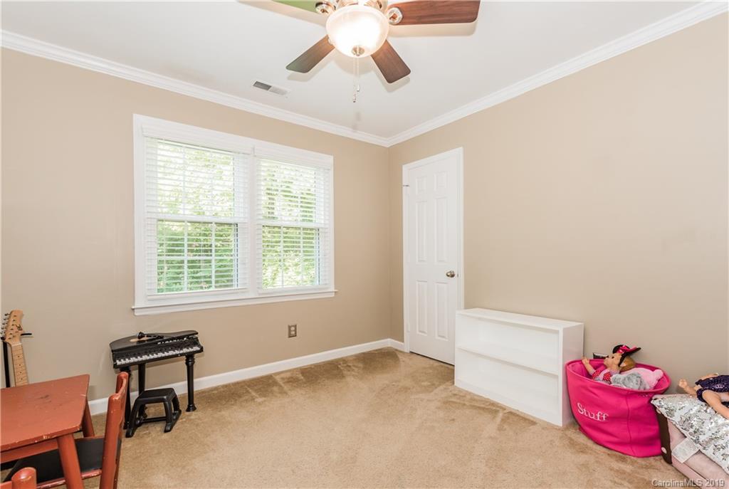 2320 Hopecrest Drive Charlotte NC 28210