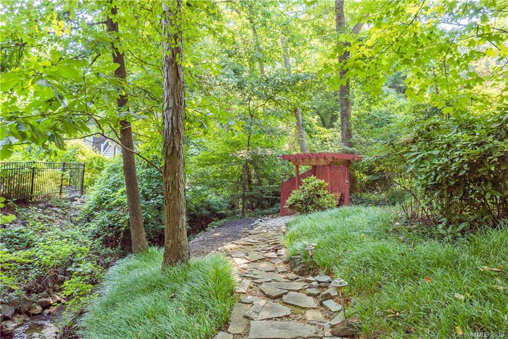 2320 Hopecrest Drive Charlotte NC 28210