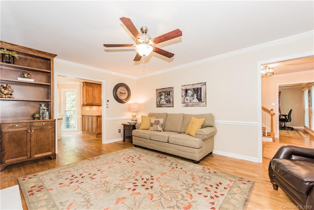 2320 Hopecrest Drive Charlotte NC 28210