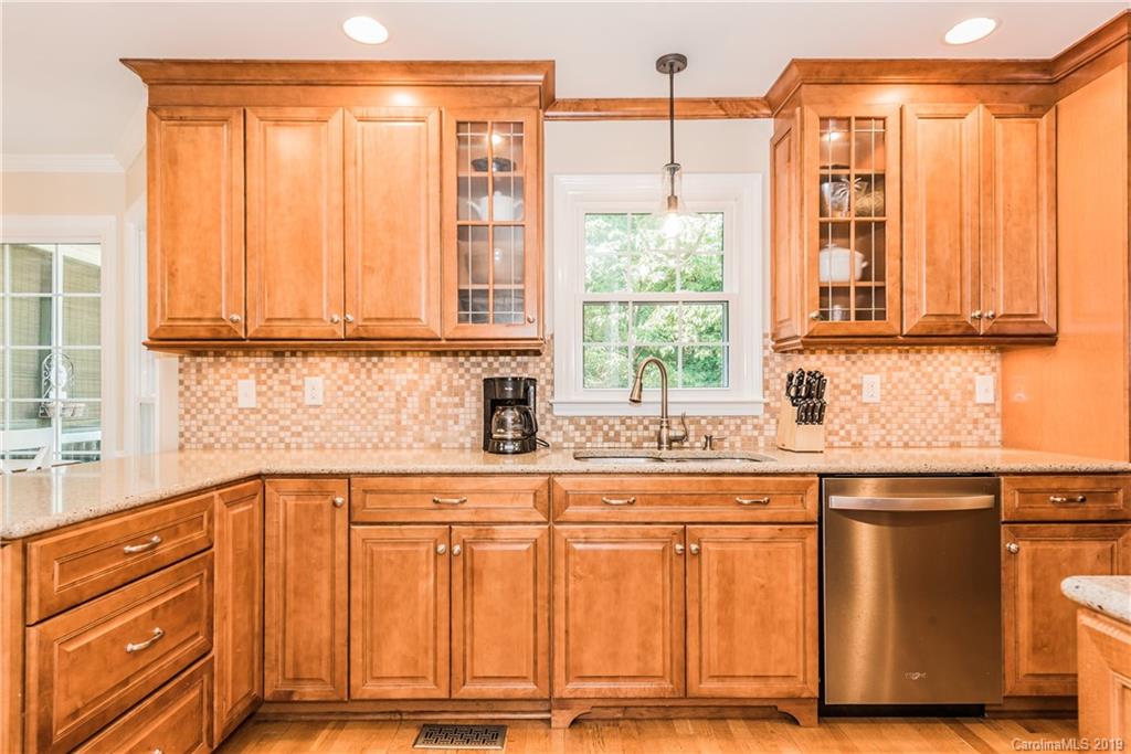 2320 Hopecrest Drive Charlotte NC 28210