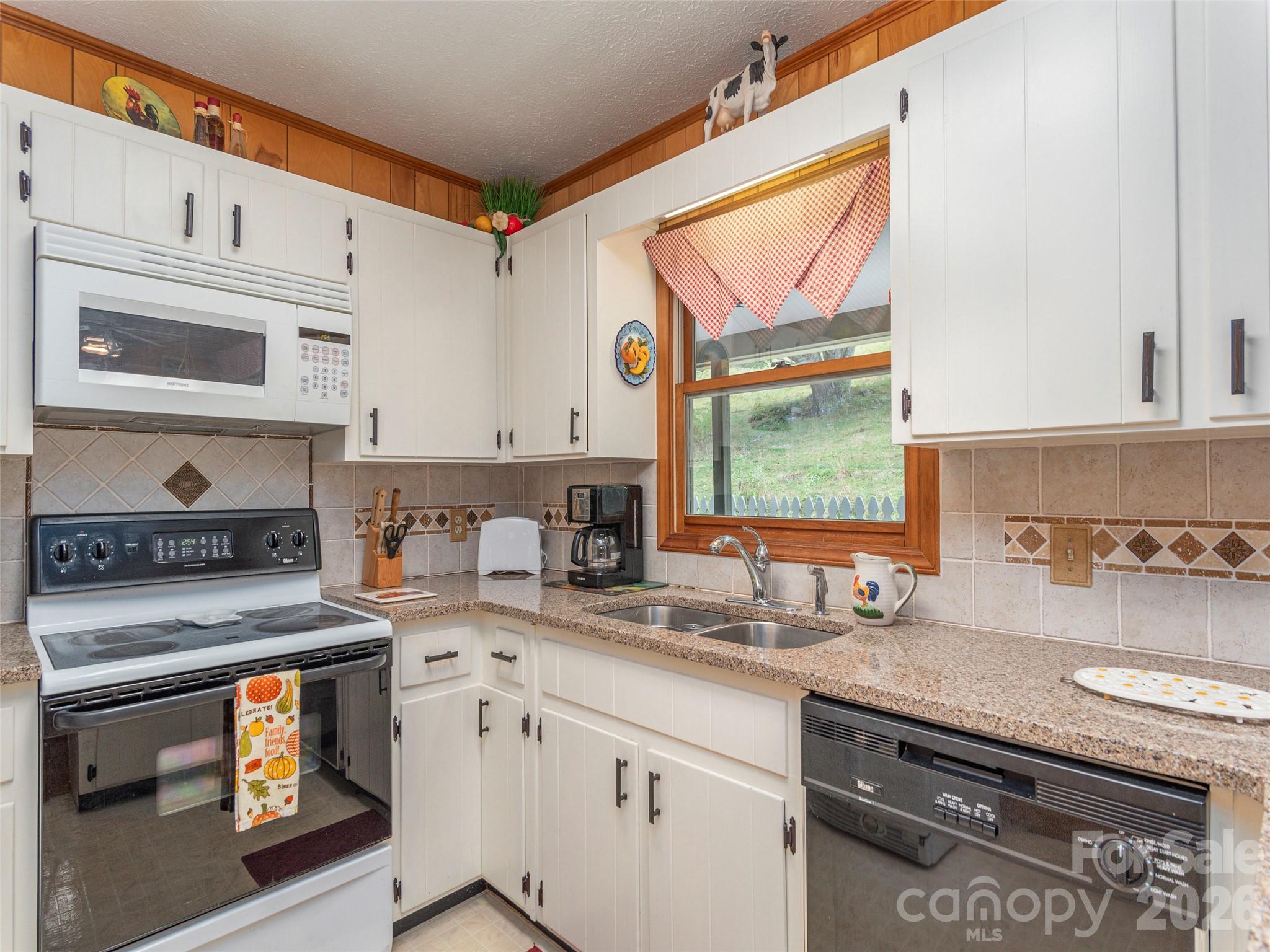 21 Flint Lane Maggie Valley NC 28751