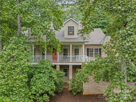 808 Old Fort Road Fairview NC 28730