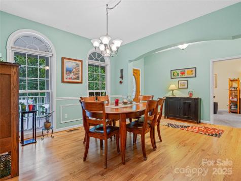 808 Old Fort Road Fairview NC 28730