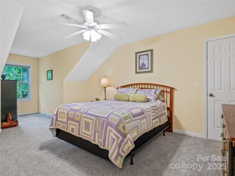 808 Old Fort Road Fairview NC 28730