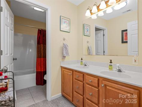 808 Old Fort Road Fairview NC 28730