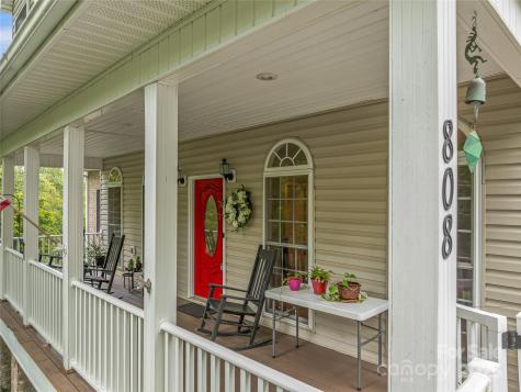 808 Old Fort Road Fairview NC 28730