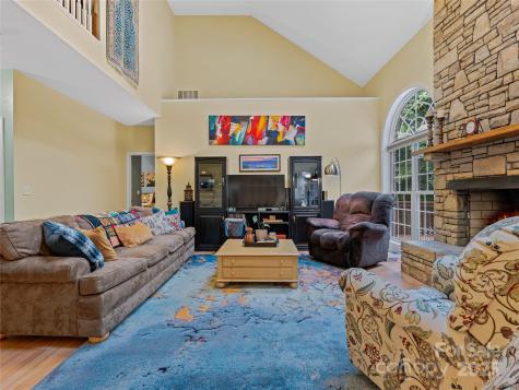 808 Old Fort Road Fairview NC 28730