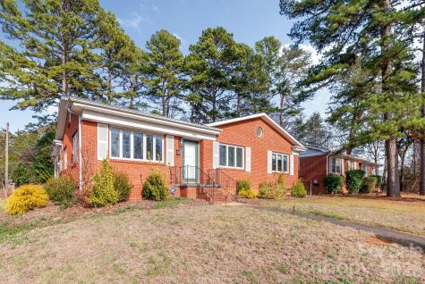 1708 Miles Court Charlotte NC 28216