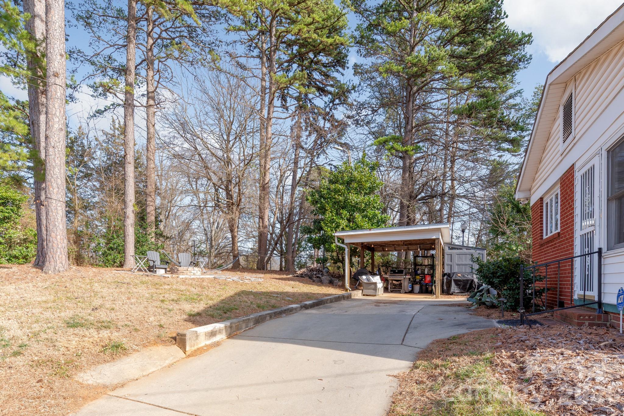 1708 Miles Court Charlotte NC 28216