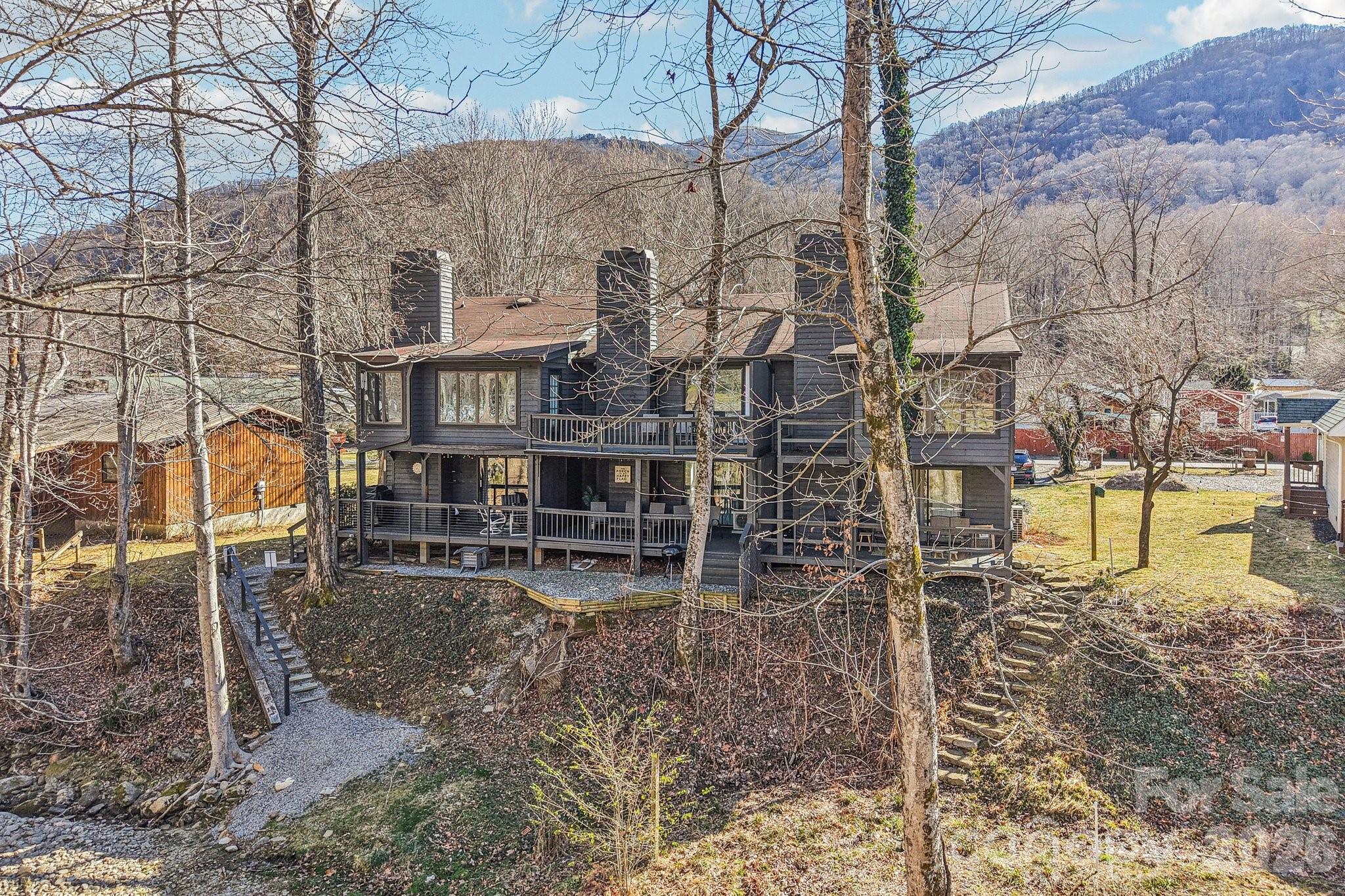 129 Riverside Villa Drive Maggie Valley NC 28751
