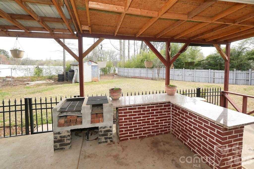 2443 Mint Thistle Court Charlotte NC 28269