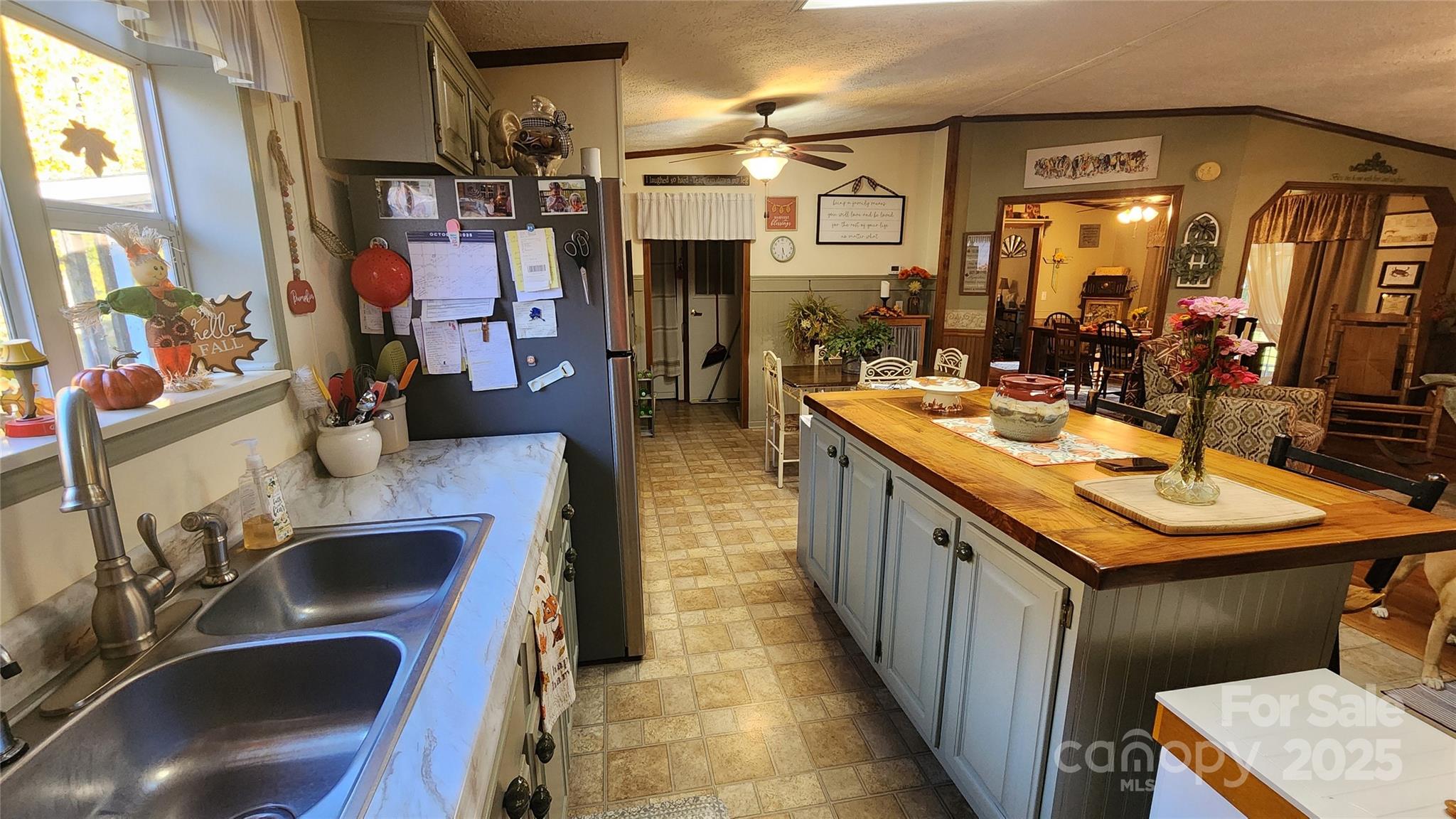 141 Hungry Creek Road Canton NC 28716