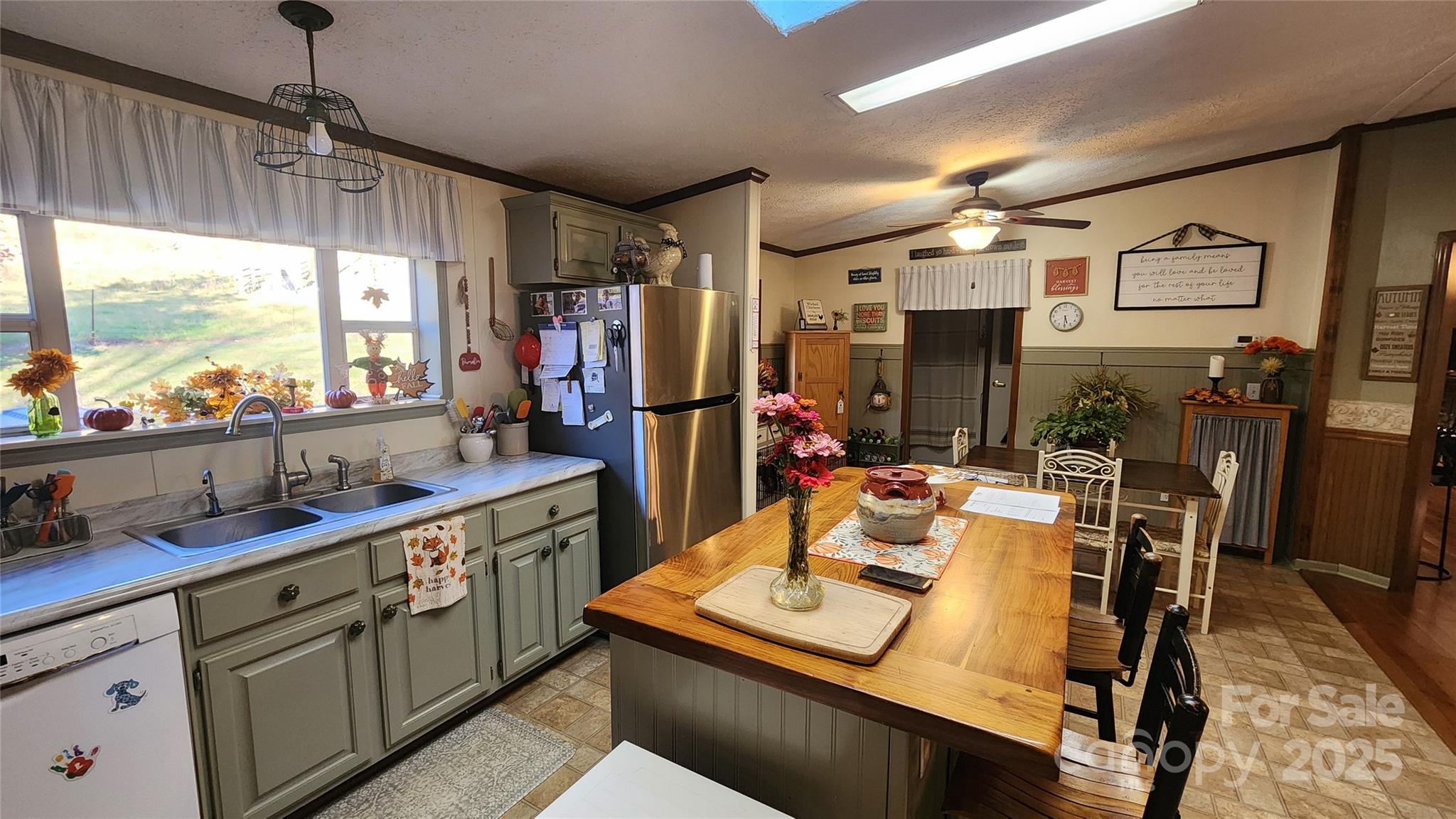 141 Hungry Creek Road Canton NC 28716