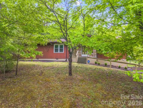 11 Deer Run Drive Asheville NC 28803