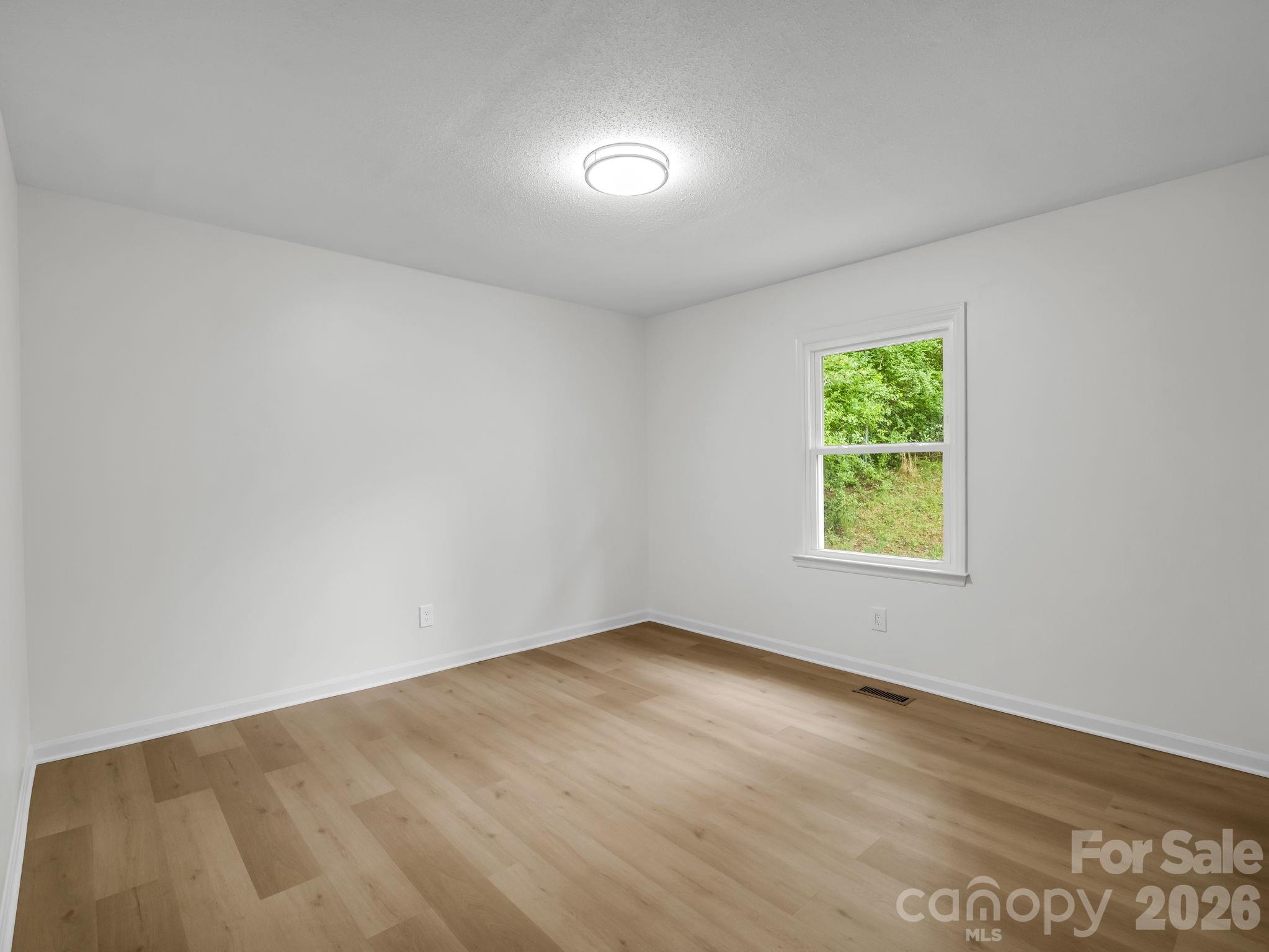 11 Deer Run Drive Asheville NC 28803
