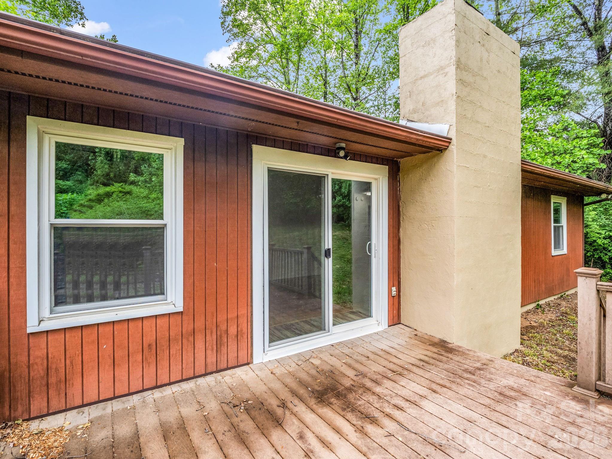 11 Deer Run Drive Asheville NC 28803