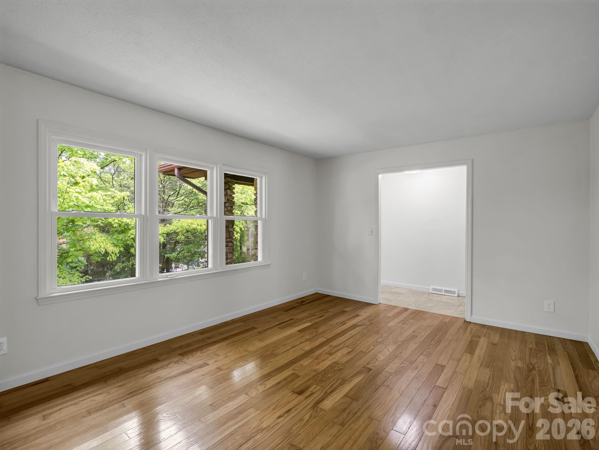 11 Deer Run Drive Asheville NC 28803